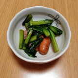 ウインナーと小松菜の炒め物